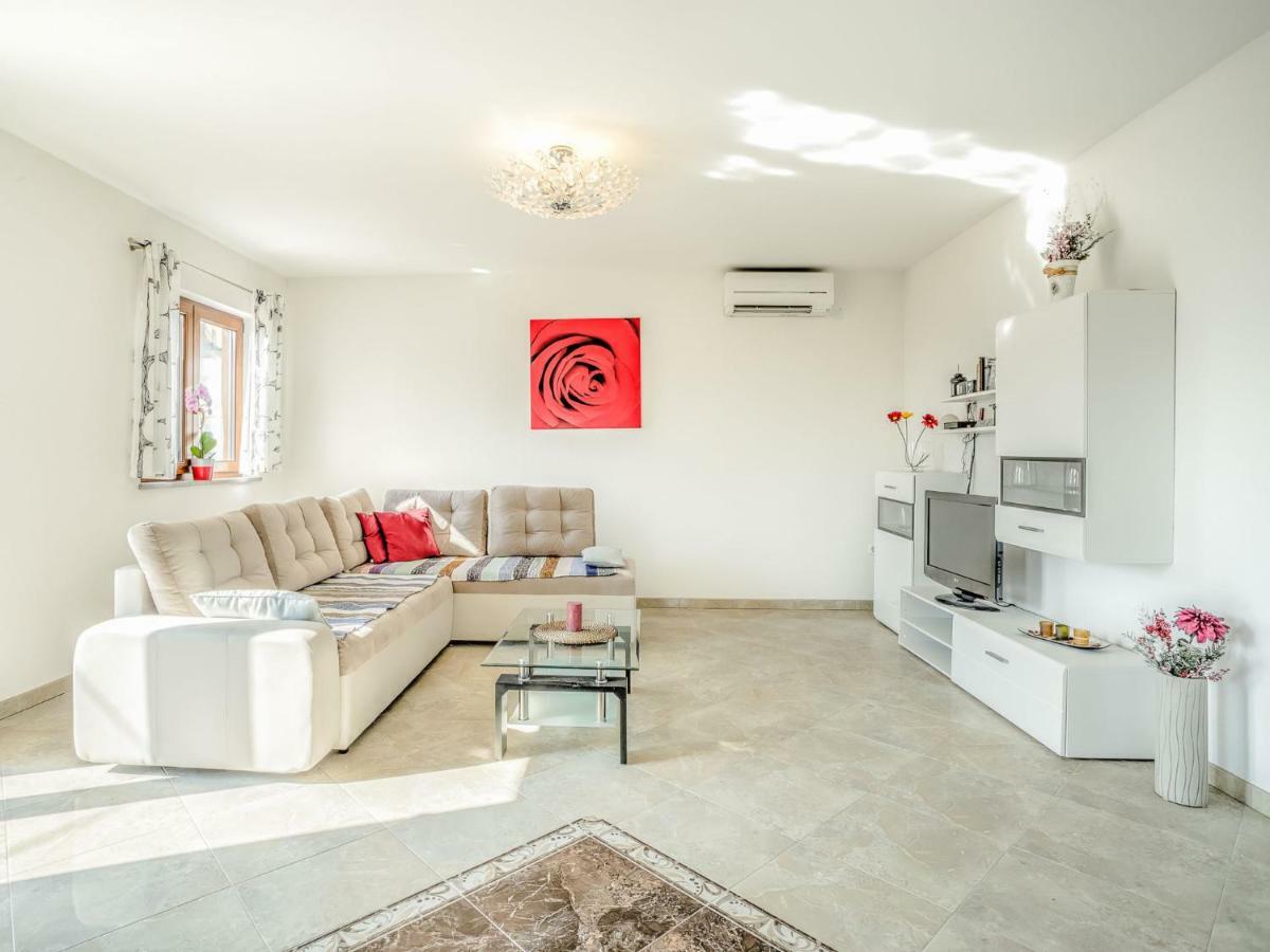 Ulika-1 By Interhome